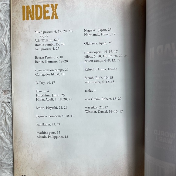 Voices of World War II Stories From the Front Lines Lois Miner Huey Edge Books - Picture 4 of 6